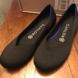 NEW Rothy’s The Flat in Black solid